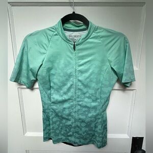 Specialized short sleeve women’s cycling jersey. Size S.